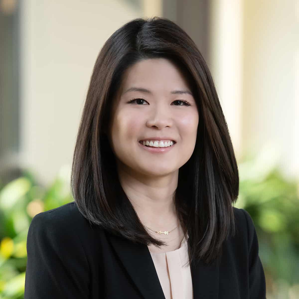 Dr. Esther Yoon MD, Pain Management Specialist